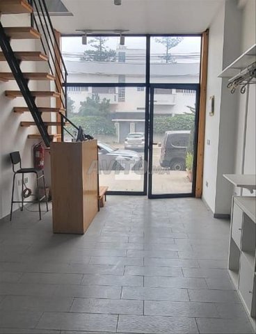 158635-محل للإيجار بـ 10000 درهم في Hopitaux