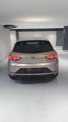 سيات ليون 2015