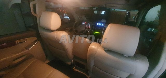 🚙 Toyota Land Cruiser – 7 places – Excellent état