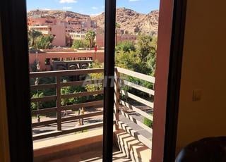 مكتب طابق للبيع