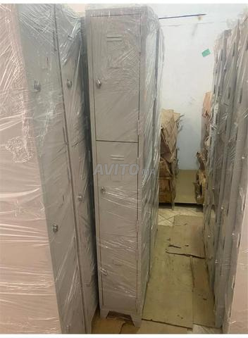 Vestaire casier métallique et armoire