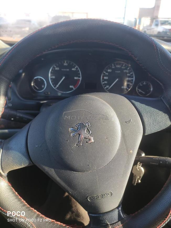 Peugeot 406