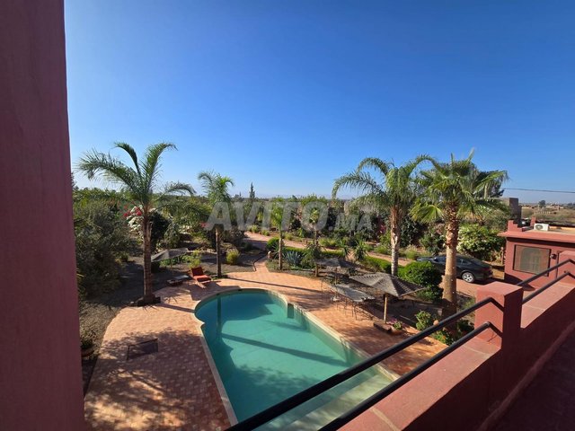 Villa titrée 5 chambres à SIDI ABDELLAH GHIAT