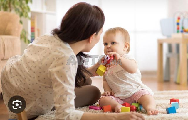 عاملة منزل و مربية و الطبخ