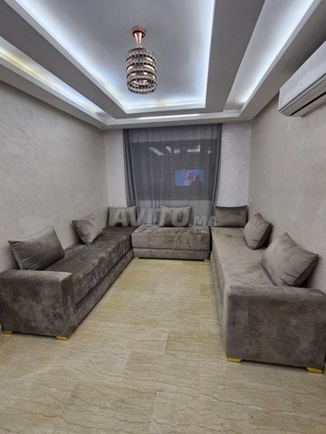 Canapé neuf anti tache très bonne qualité