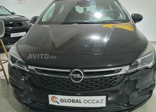 Opel Astra Diesel Manuelle 2019 à Oujda