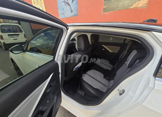 Opel Astra Diesel Manuelle 2022 à Oujda