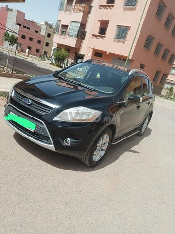 بيع سيارة فورد كوجا