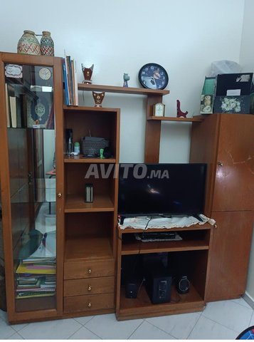 Vitrine et bibliothèque