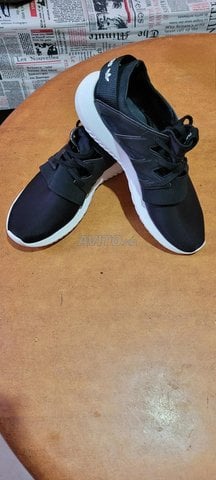 أديداس تيوبلار فيرال مقاس 38 أصلي بحالة جيدة