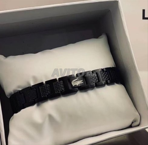 سوار لاكوست