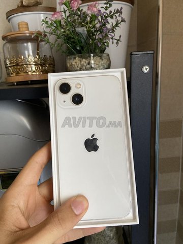 ايفون 13 عادي 128 جيجابايت 86 f البطارية لم يفتح ابدا