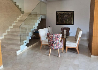 Villa 4 chambres piscine