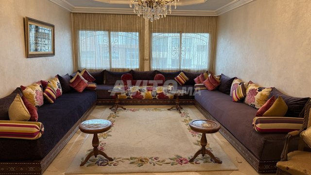 صالون مغربي 4,36 على 3,50 متر سجاد وستارة