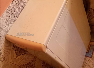 ماكينة اوتوماتيك نظيفة شغالة