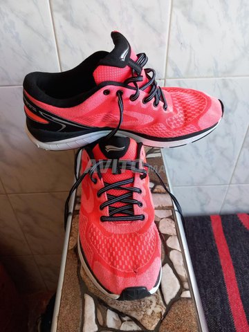 Crivit مقاس 41 سبرديلة ديال الجري والرياضة