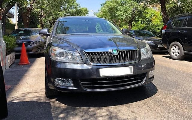 سكودا اوكتافيا ديوانة