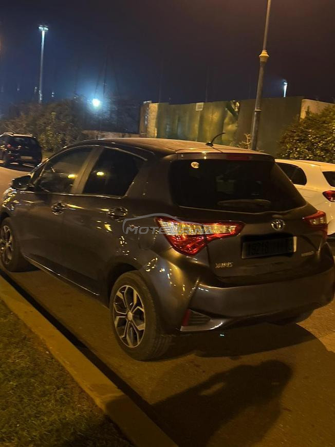 Toyota yaris hybrid 
