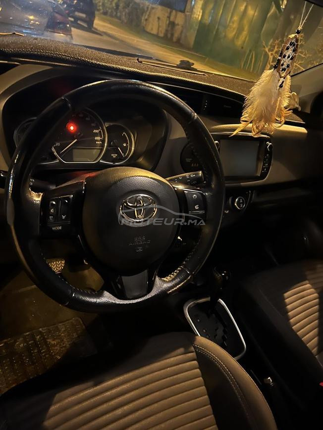 Toyota yaris hybrid 