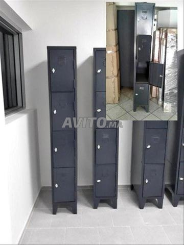 خزانة ملابس معدنية - صلبة وعملية - 2