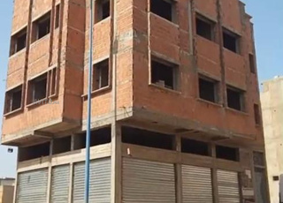 Maison et 2 magasins à vendre 306 m² à El Jadida