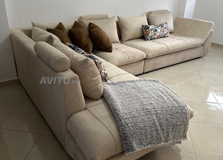 Salon moderne en forme de L, qualité supérieure