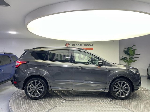 Ford Kuga ديزل أوتوماتيكية 2019 في سلا