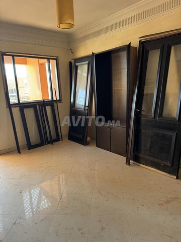 أبواب ونوافذ ذات جودة عالية