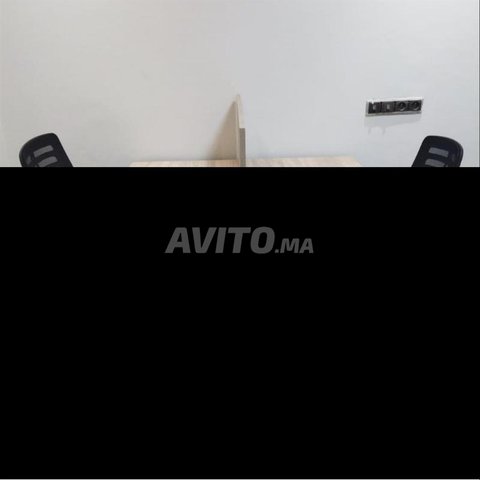 MARGUERITES 2 4 6 PLACE مكتب متعدد المقاعد