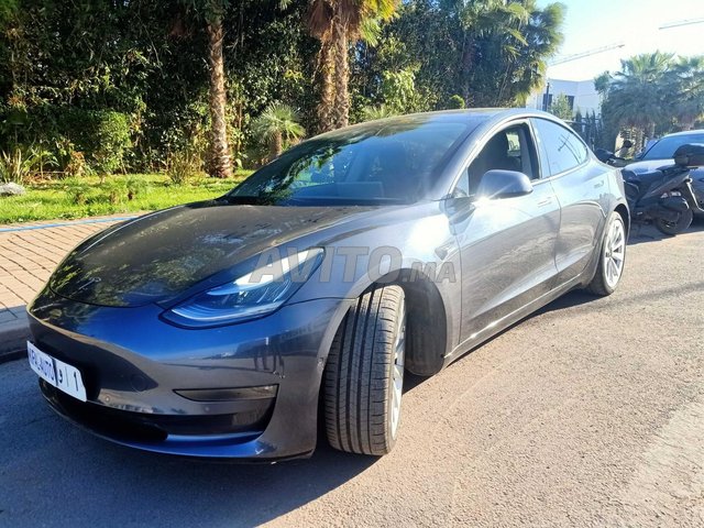 KIFAL - TESLA Model 3