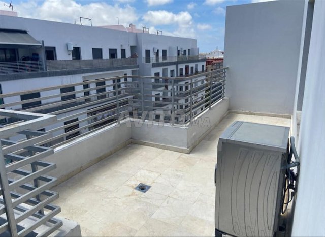 studio avec terrasse à la gironde