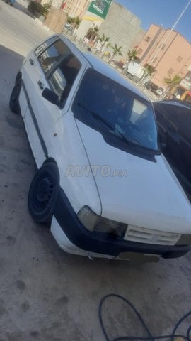 Fiat Uno économique en bon état