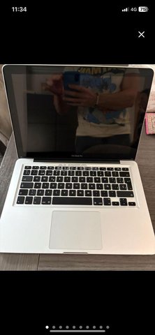MacBook pro i5