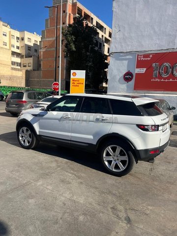 Range Rover évoque