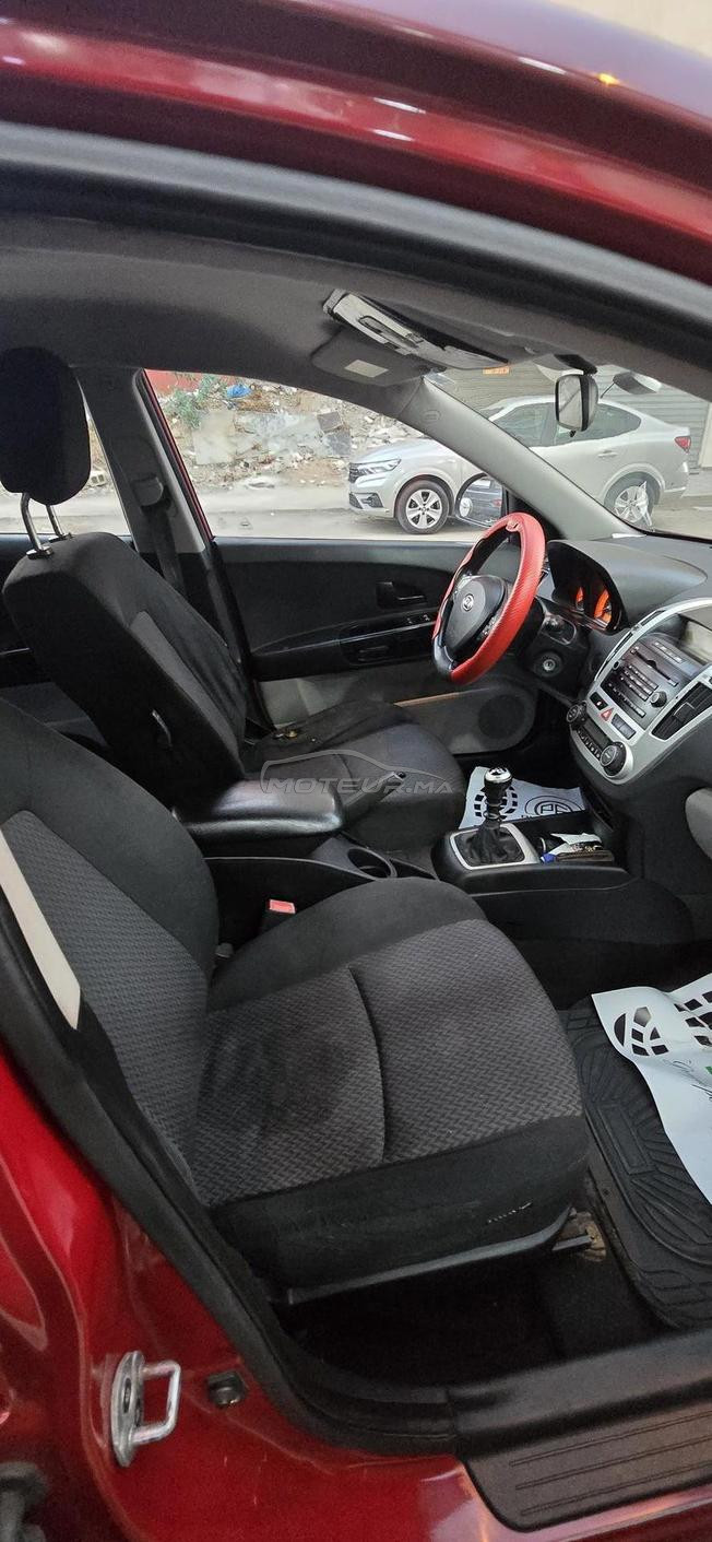 Kia Ceed 2010 avec des housses originales