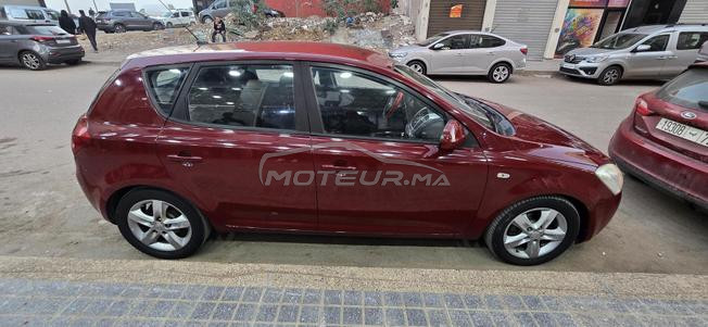 Kia Ceed 2010 avec des housses originales