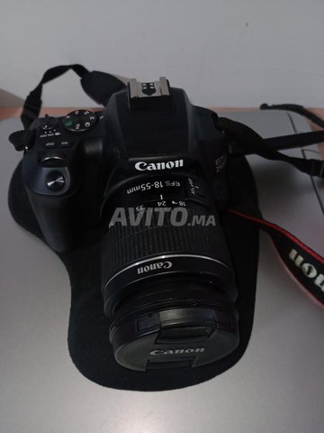 CANON EOS 250D