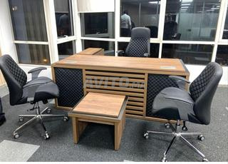 Bureau avec retour et caisson