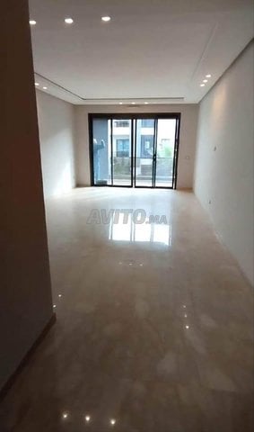 À CGI bouskoura Apprt 3 ch à louer vide