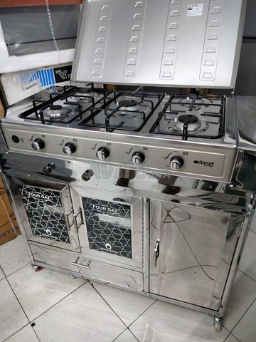 Cuisine à gaz de la marque ITIMAT Inox, grande taille, 1m