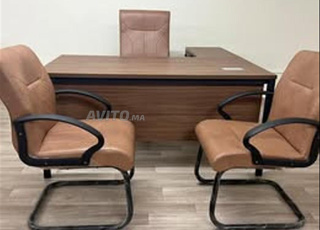 Bureau avec retour et caisson