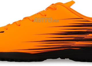 Chaussure de football Original PUMA Attacanto Turf