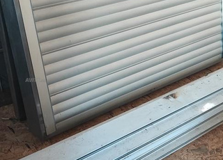 CACHE TV 65° صندوق تلفاز