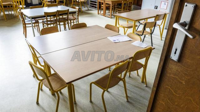 Mobilier scolaire pratique, tables et chaises d'excellente qualité