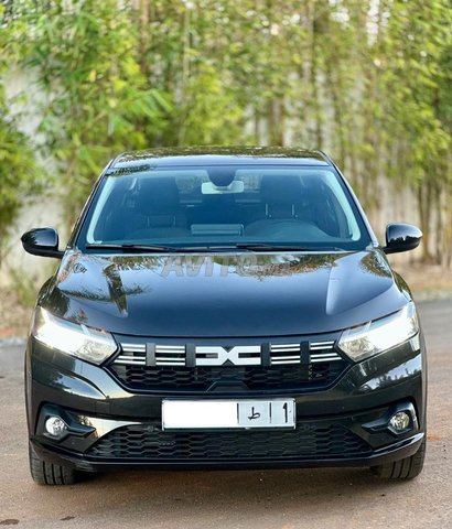 داسيا لوغان ديزل يدوي 2025 في سلا