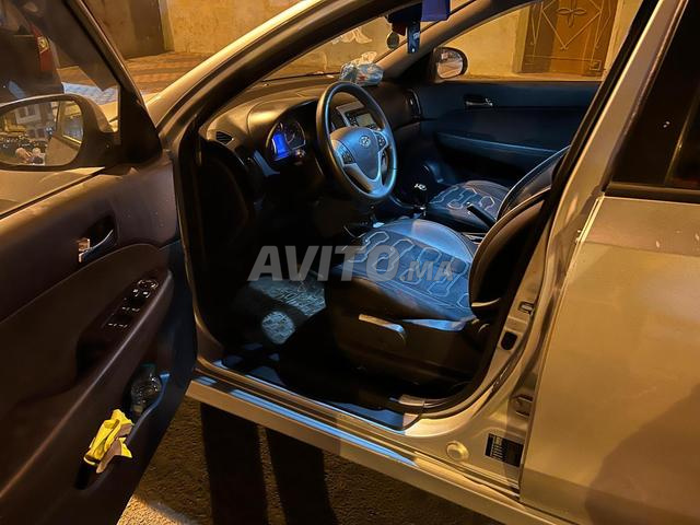 Hyundai i20 Diesel Manuelle 2011 à Casablanca - 2