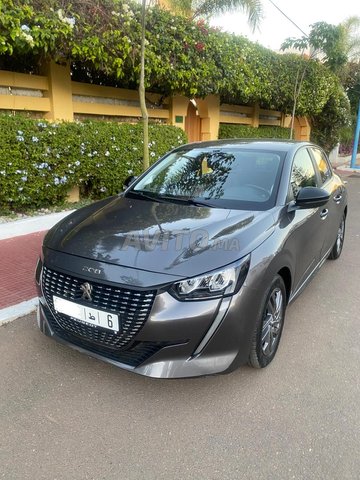 بيجو 208 أوتوماتيكية