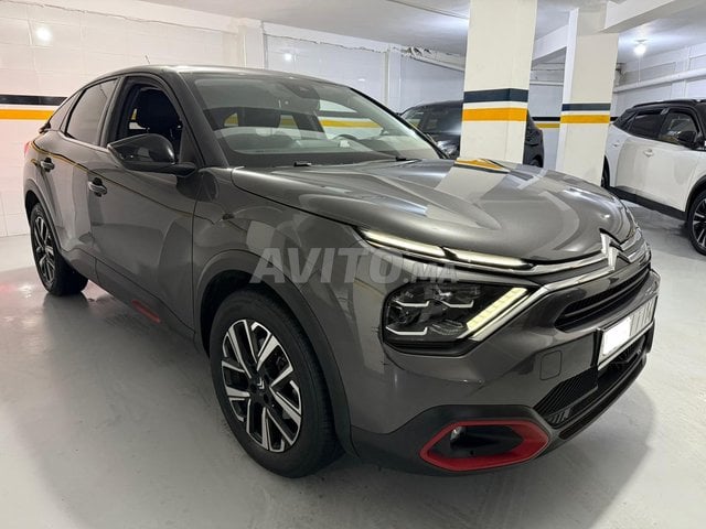 Citroën C4 Diesel Automatique 2024 à Rabat