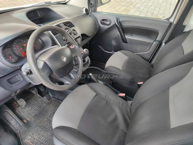 voiture Renault kango 