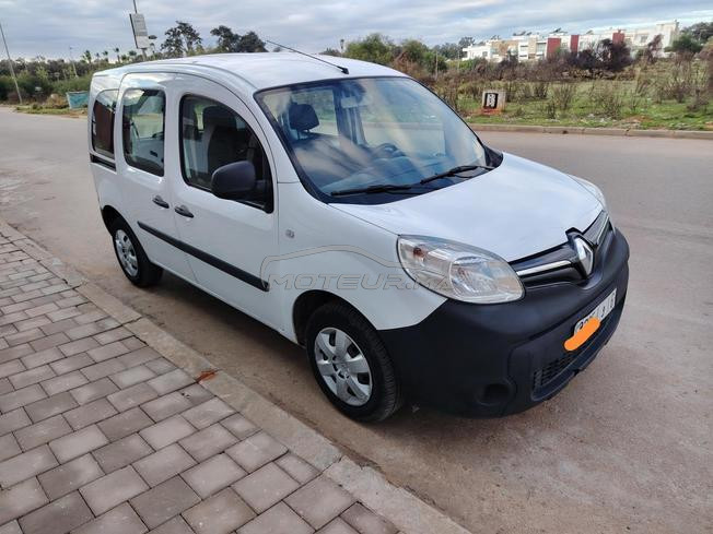 voiture Renault kango 
